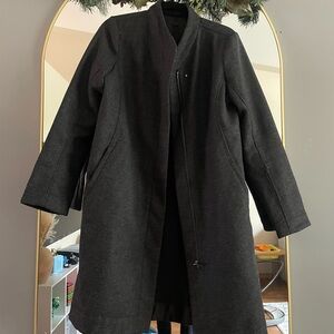 Lululemon wool trench coat size 4